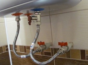 Подключение накопительного водонагревателя в Хабаровске