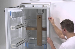 Установка встраиваемого холодильника в Хабаровске
